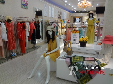 The  One 品牌女装湖南长沙专卖店将于8月25隆重开业