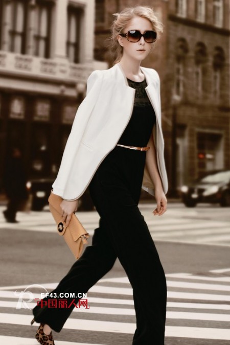 VIFPA（伊比莎）品牌女装2012秋季新品 黑白色调里的简约与个性