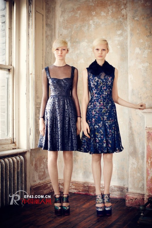 Badgley Mischka品牌女装   带你一起欣赏修身喇叭裙