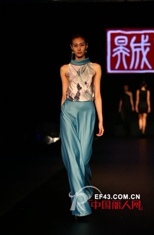 莫代尔冠名两岸三地新锐品牌联合发布秀完美谢幕