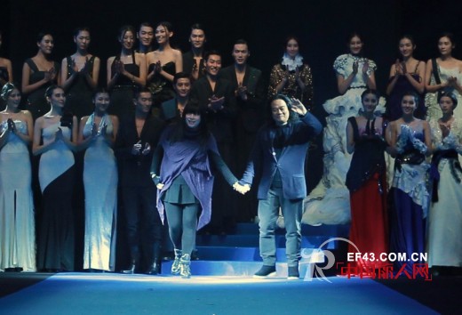 梅赛德斯-奔驰中国国际时装周10月31日秀场播报