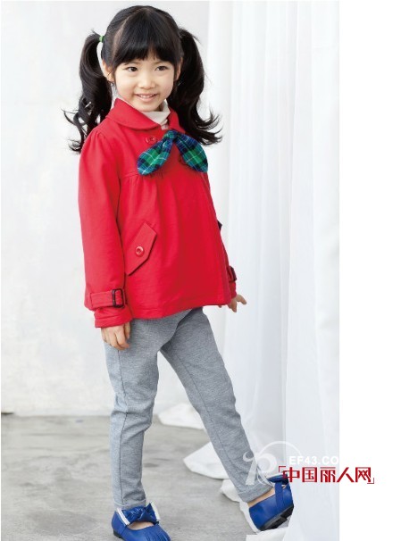 最新流行颜色搭配 韩版童装款式搭配