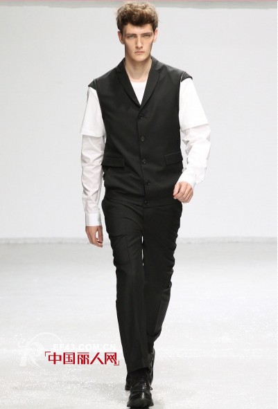 Kris Van Assche    2013秋冬新款男装  成熟男人的一面