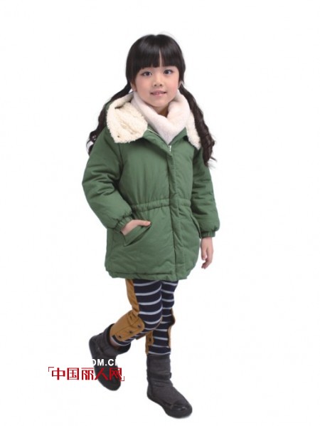 棉服什么款式好看 冬季孩子适合穿什么颜色的款式
