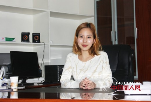 好消息！韩国咸美征总监正式加入美亚尼公司 即将着手打造2014夏装敬请期待