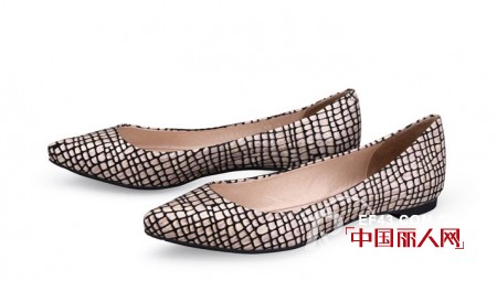 le saunda2013春款鞋履 简约款式散发意式迷情