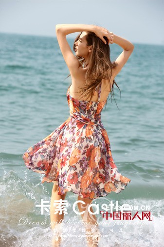 卡索女装2013夏季新款 度假裙装享受拂面海风