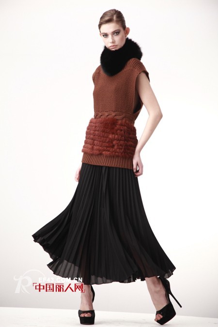 AS-BCN女装：源于西班牙艺术时尚魅力  时髦中不失优雅