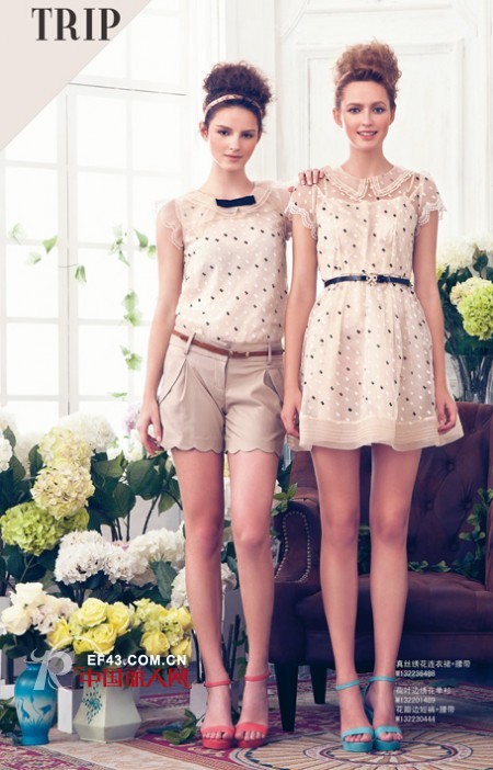 菲勋菲斯2013年春夏，白色小花漫舞清新时尚