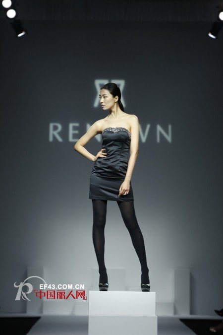 丝袜品牌RENOWN聚焦上海时装周“星光璀璨”
