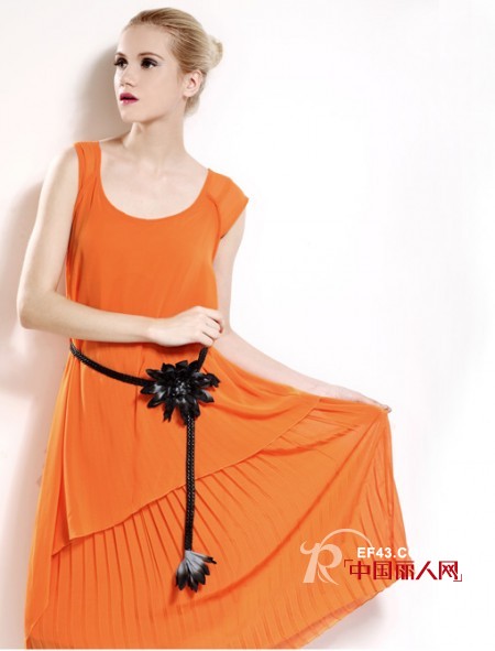 兰恩时尚女装2013年春夏新品上市