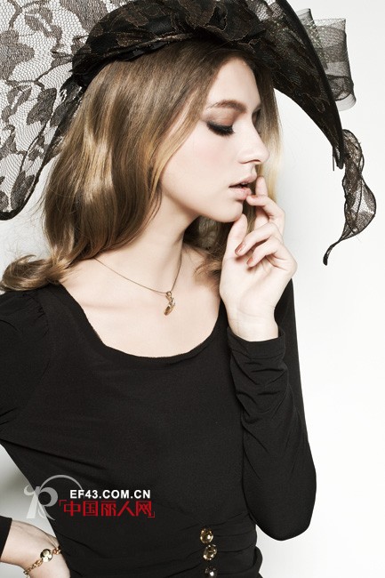 2013年衣莎美诺品牌女装冬装新品发布会 诚邀你的到来