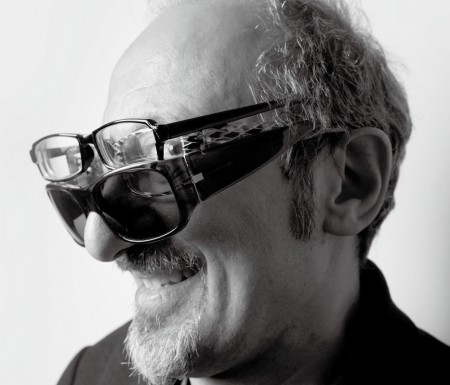 快时髦眼镜速走红——手工眼镜设计师艾伦·米恺力的生意经
