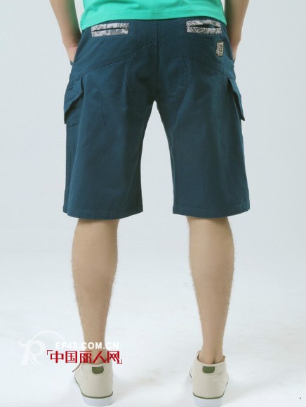 长裤还是短裤 夏季男士裤子应该怎么搭配