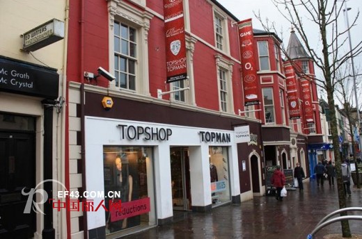 英国高街时尚品牌Topshop在巴黎老佛爷百货开设店中店