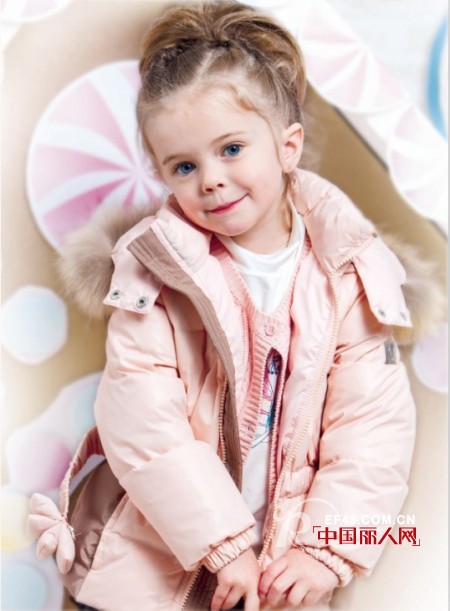 粉色小公主装扮 童装款式搭配