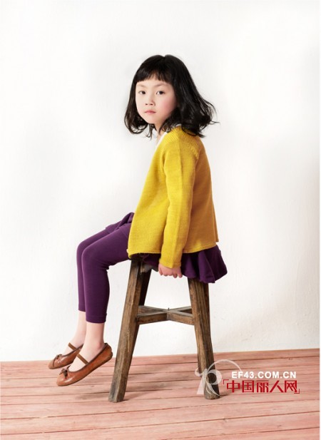 紫色服装款式怎么搭配 童装颜色怎么搭配