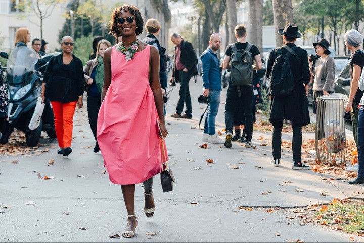 2015春夏巴黎时装周街拍集锦 你更爱哪位潮人的造型？