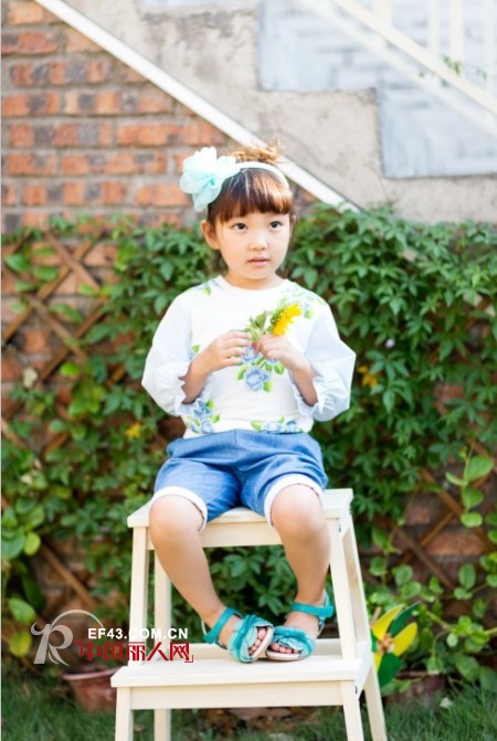 童装流行什么版型 怎么装扮才像韩版呢 韩版童装是什么样