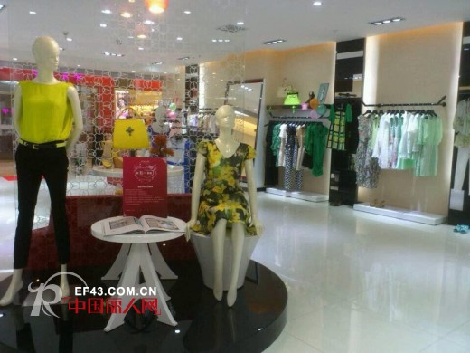 热烈祝贺红凯贝尔广州同和金铂店开业成功