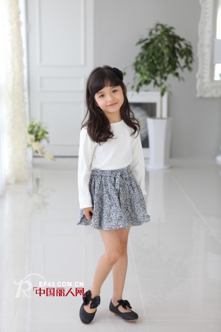 韩版女童服装搭配 韩式服装怎么搭配好看