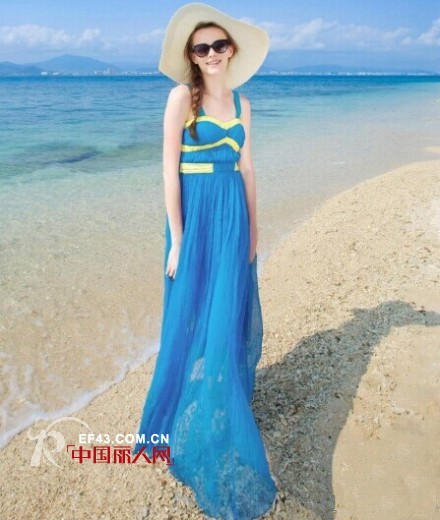 甜美沙滩裙海边的魅力 什么样的沙滩裙好看