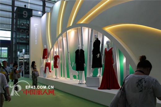 DAZZLING SUN2014深圳展展馆设计 打造成熟女人的精致生活