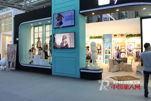 台湾第一亲子装品牌 上流家族亲子装走近2014深圳服装展
