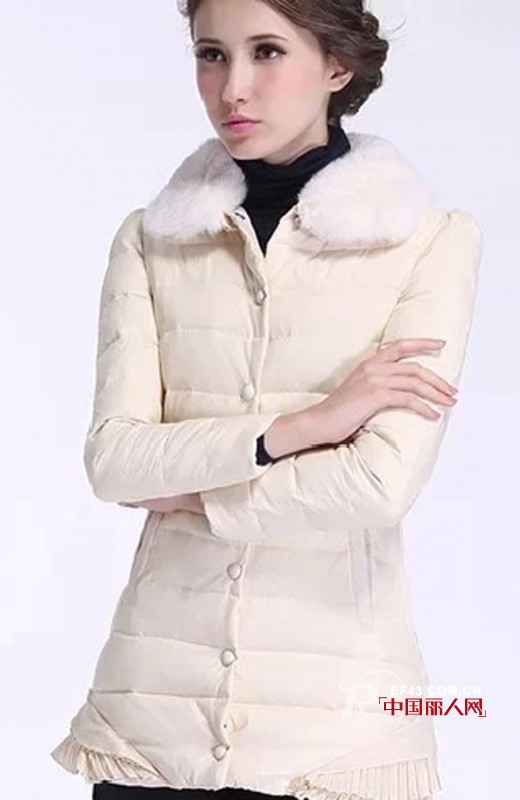 西子丝典女装2014冬装新品浓情上市 让这个冬天不再寒冷