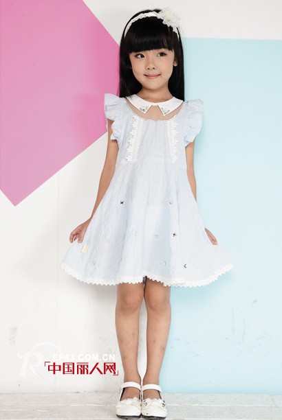 开学买什么给孩子 波点衫怎么搭配好看 韩式女童连衣裙