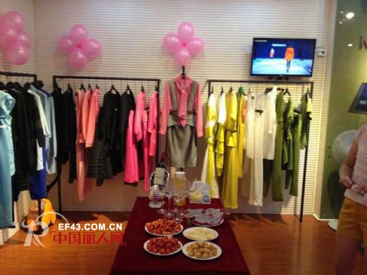 恭賀：國際女裝品牌紐方廣東高州新店隆重開業