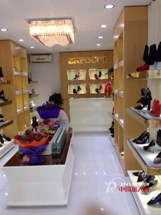 ENPOCCI 帕英斯时尚女鞋湖北石首市专卖店盛大开业
