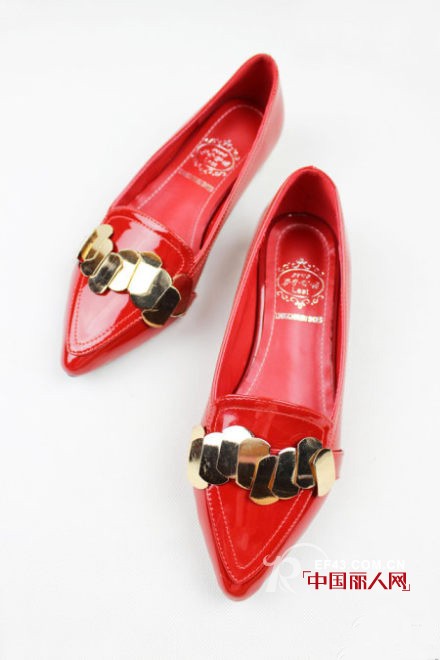 结婚穿什么鞋子 结婚穿的小红鞋款式