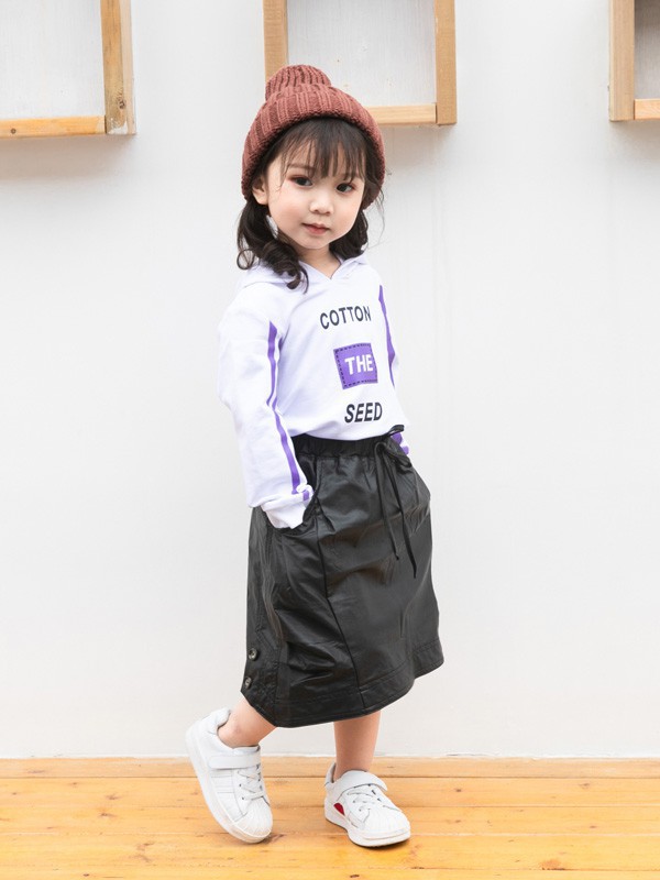 紫色上衣应该怎么搭配 紫色适合小女生穿吗