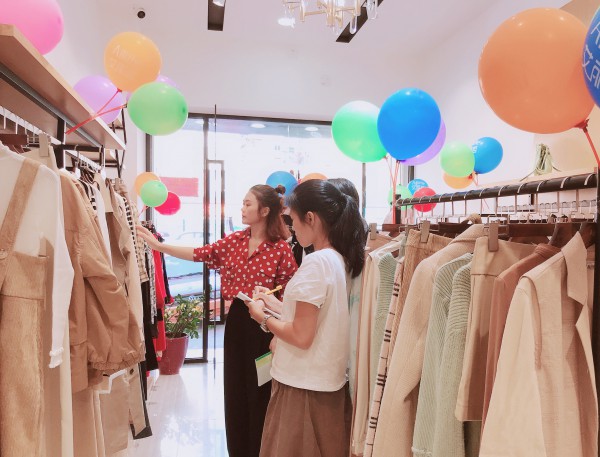 10月特大好消息 祝贺艾丽哲在广东省的新店盛大开业