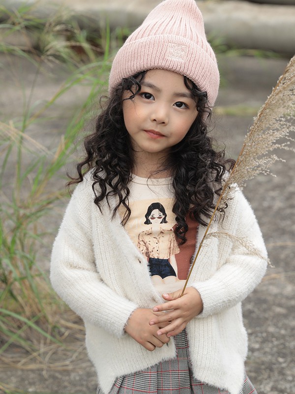 初冬时髦童装穿搭记 形仔呈现多元化童装造型