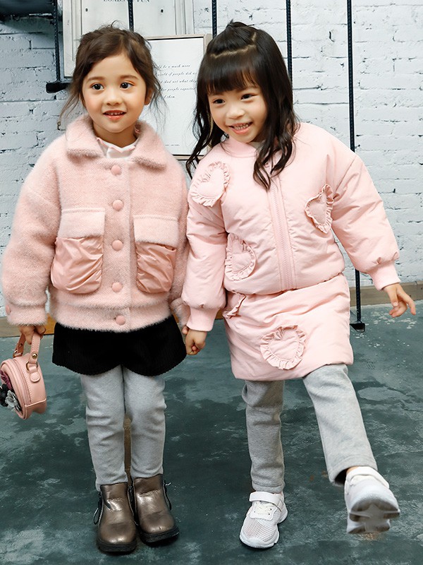 羊羔绒卫衣冬季可以单穿吗 冬季粉色外套配什么颜色