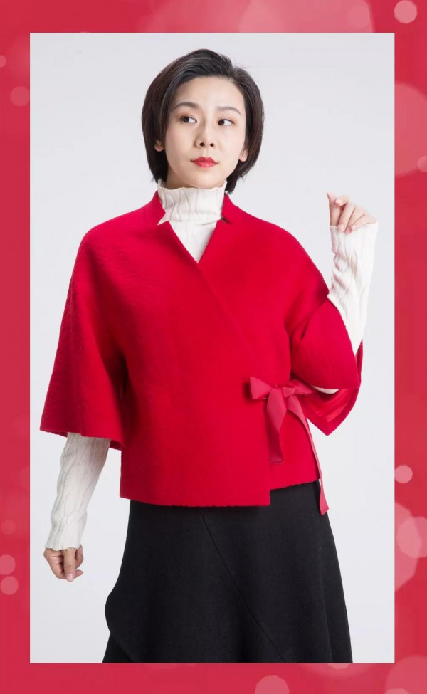 A-LINE春季新款红大衣 与您迎新春接好运