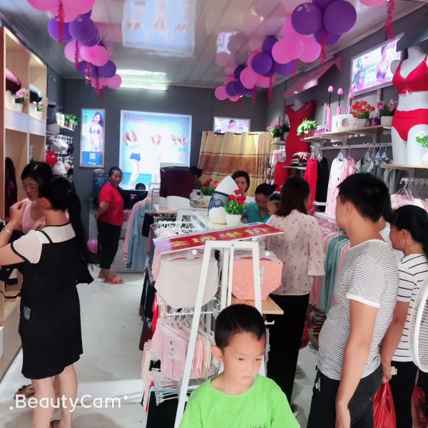 祝玫瑰春天在河南开封店盛大开业 也预祝相继开业的16家店铺生意兴隆！