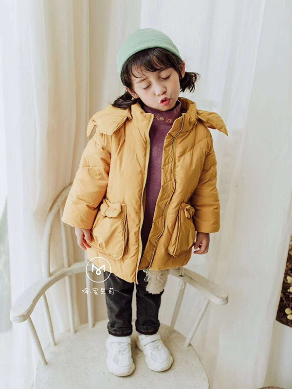 超有型的童装冬日穿搭，唯珂宝贝给你最强冬装搭配。