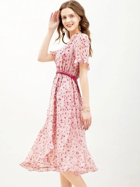 浪漫优雅的印花长裙你值得拥有！