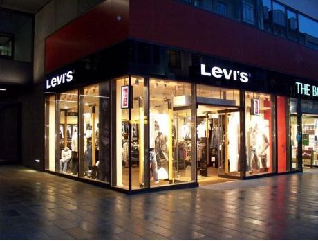 Levis 究竟是怎样的一个“老品牌”2021财年Q3销售增长41%至14.98亿美元