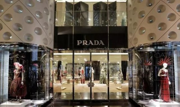 Prada CEO称中国成为全球奢侈品行业转变的核心