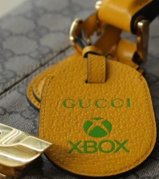 疑将限量发售？Gucci古驰 x Xbox新联名单品提前被泄露