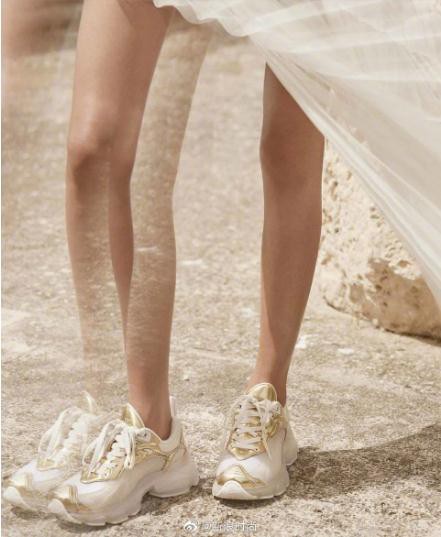 Dior发布新款女士系列运动鞋