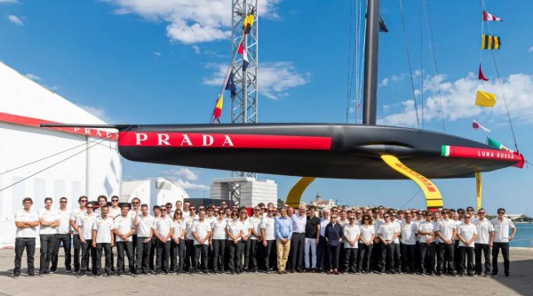 Prada计划以1700万欧元收购Luna Rossa帆船队