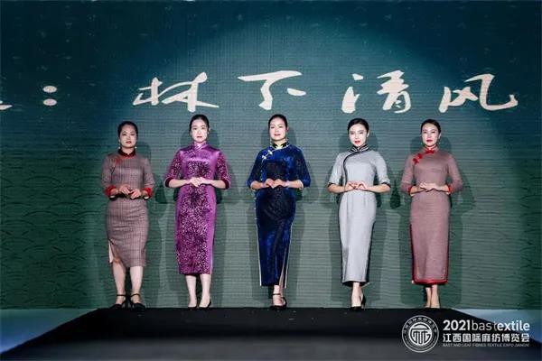 莱素旗袍最新事件|东方风韵的时尚大秀——莱素旗袍 FENYI SHOW2021