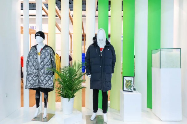 CHIC冬季时装展 温度与风度并存的时尚之美