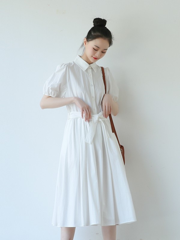 温柔清纯的白色连衣裙 让燥热的夏天都安静了