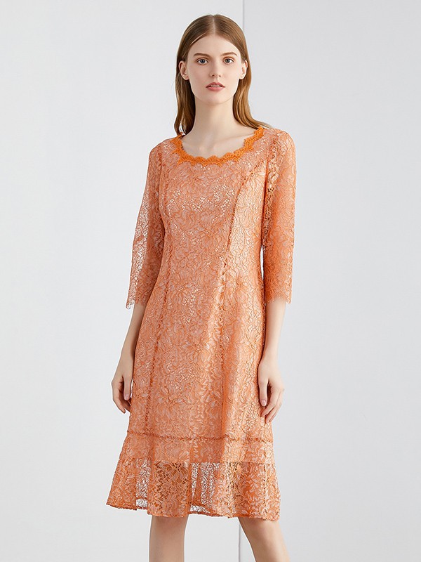 夏天橙色蕾丝连衣裙怎么穿 什么款式更好看